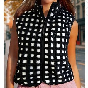 Stylish Black and White Grid Pattern Vest